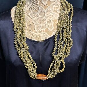 Green Mongo Shell Necklace